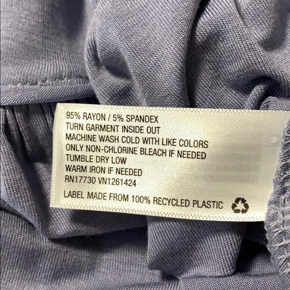 Periwinkle tanktop - Picture 6 of 6
